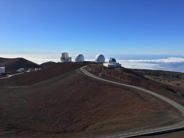 L’observatoire IRTF est situé à 4168 mètres au sommet du Mauna Kea, à Hawaï.