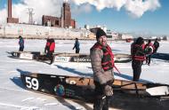 Équipe de canot à glace Espace pour la vie