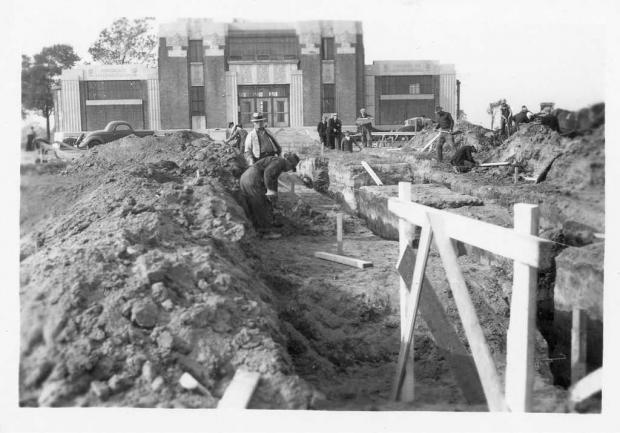 Construction of the fountain's cascade, 1937