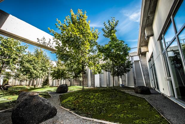 Rio Tinto Alcan Planetarium - Courtyard