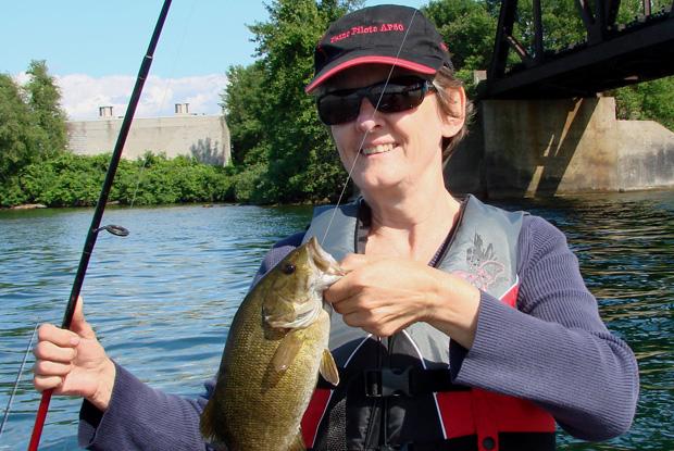 The smallmouth bass feeds on insects.