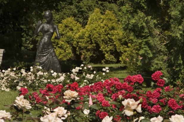 The First Jewels, a sculpture in the heart of the Rose Garden.